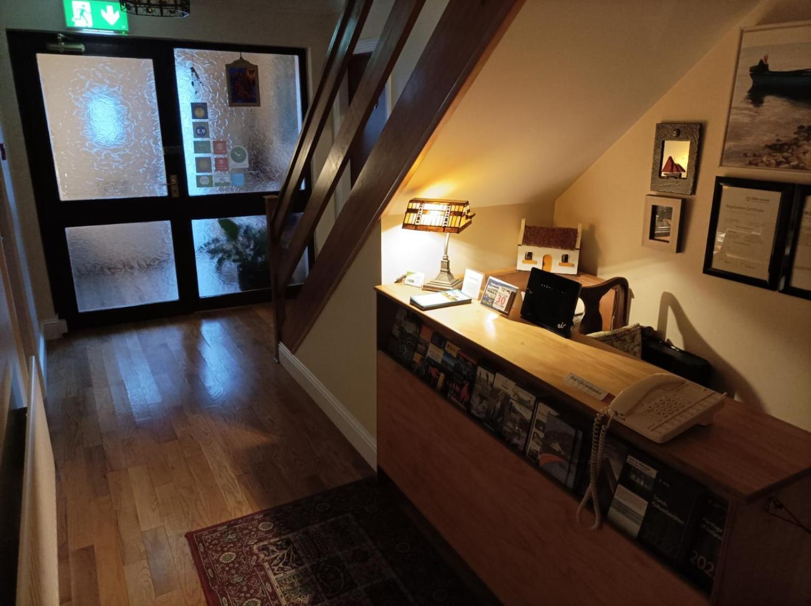 Mountain View Guesthouse Oughterard Dış mekan fotoğraf