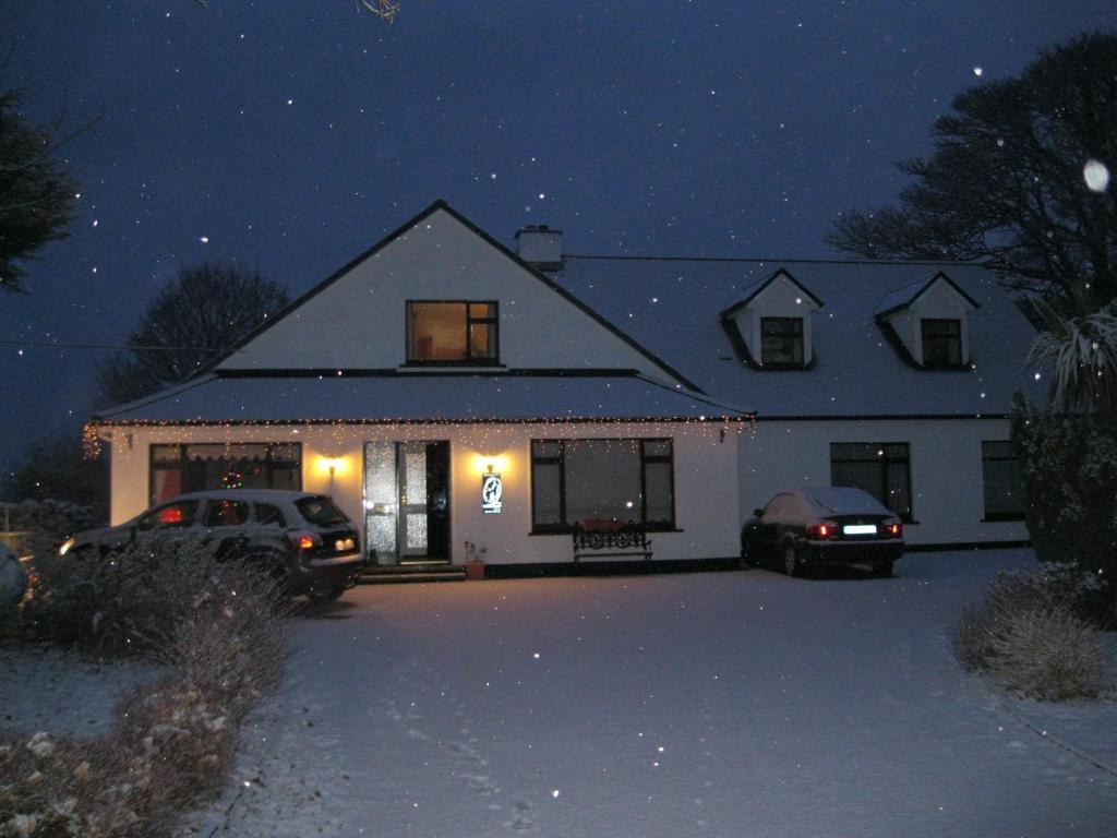 Mountain View Guesthouse Oughterard Dış mekan fotoğraf